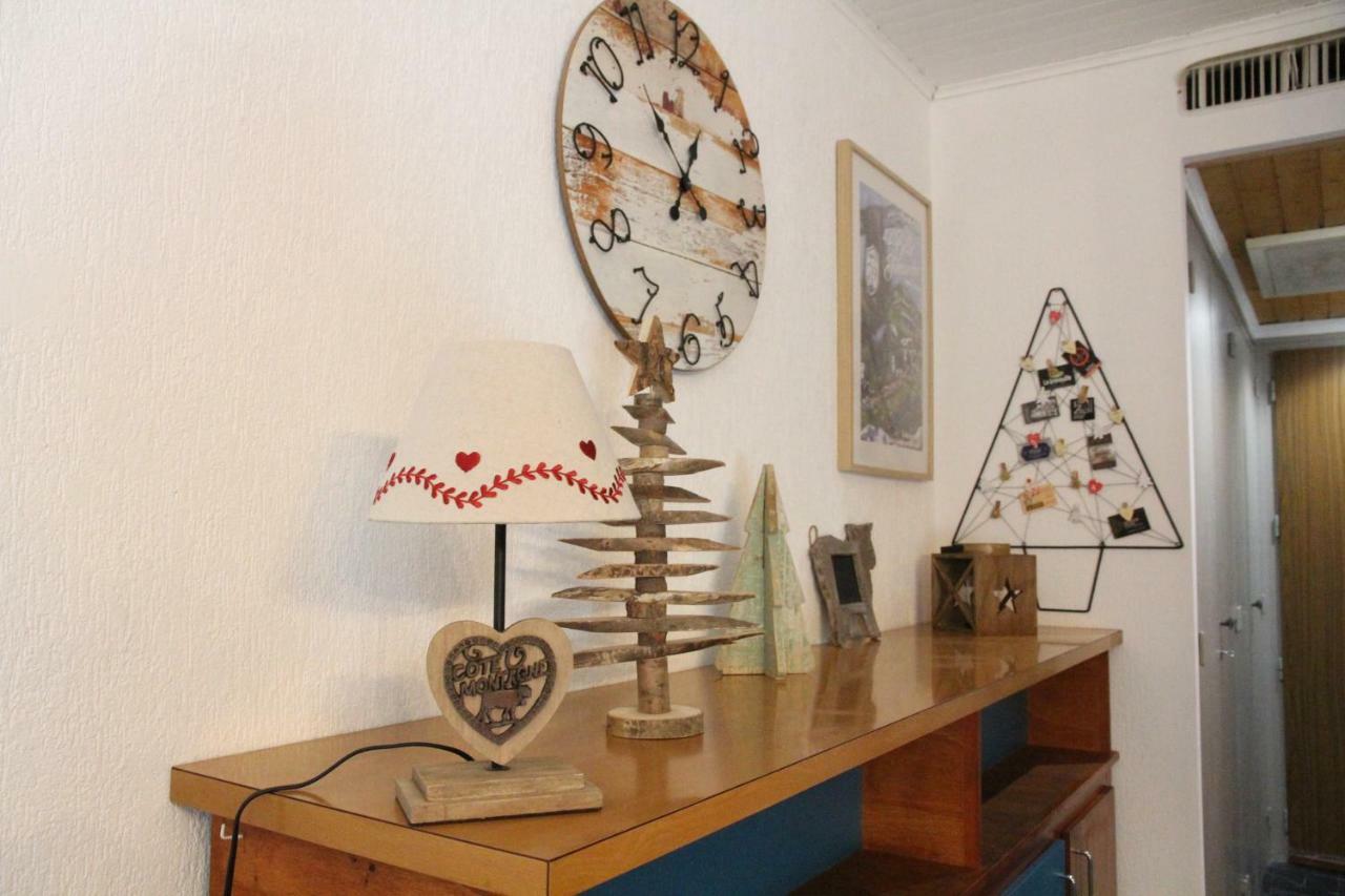 Les Ambrunes Chatel Luaran gambar